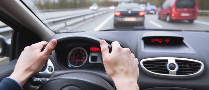 5 UAE Traffic Laws Every Driver Must Follow